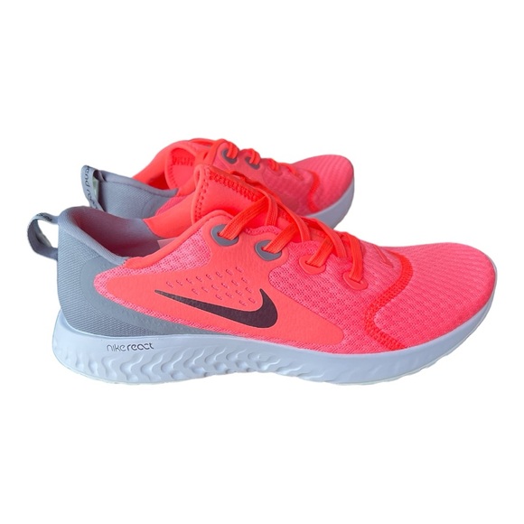 Nike Women’s Legend React Sneakers Size 9.5. New in box - Picture 7 of 7